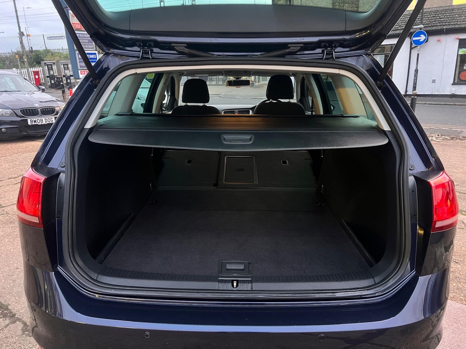 Used Volkswagen Golf 2014 for sale - 76991413: Photo 23