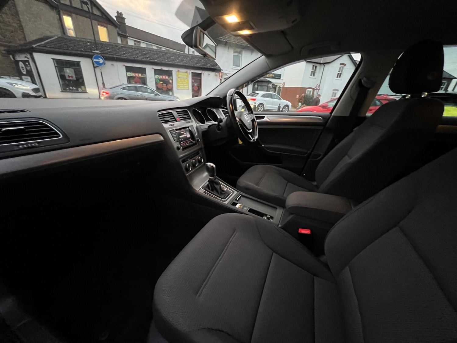 Used Volkswagen Golf 2014 for sale - 76991413: Photo 28