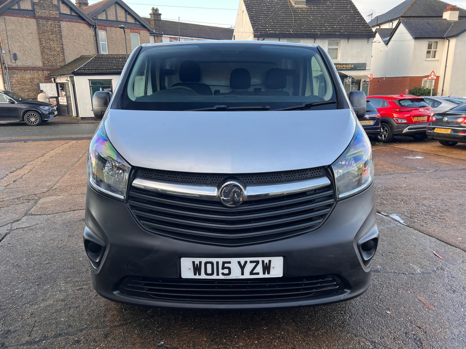 Used Vauxhall Vivaro 2015 for sale - 77255286: Photo 2