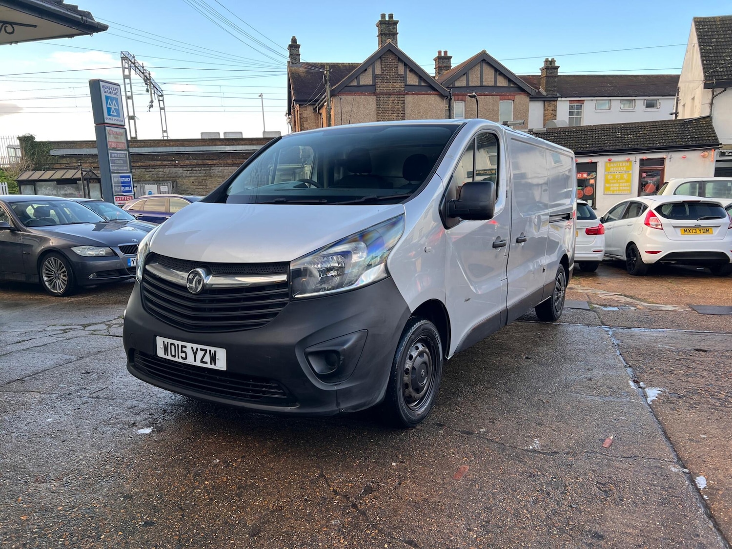 Used Vauxhall Vivaro 2015 for sale - 77255286: Photo 3