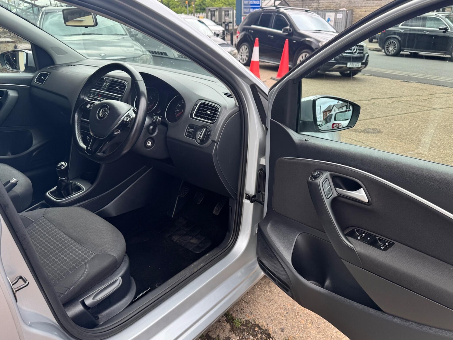 Used Volkswagen Polo 2016 for sale - 78034157: Photo 33