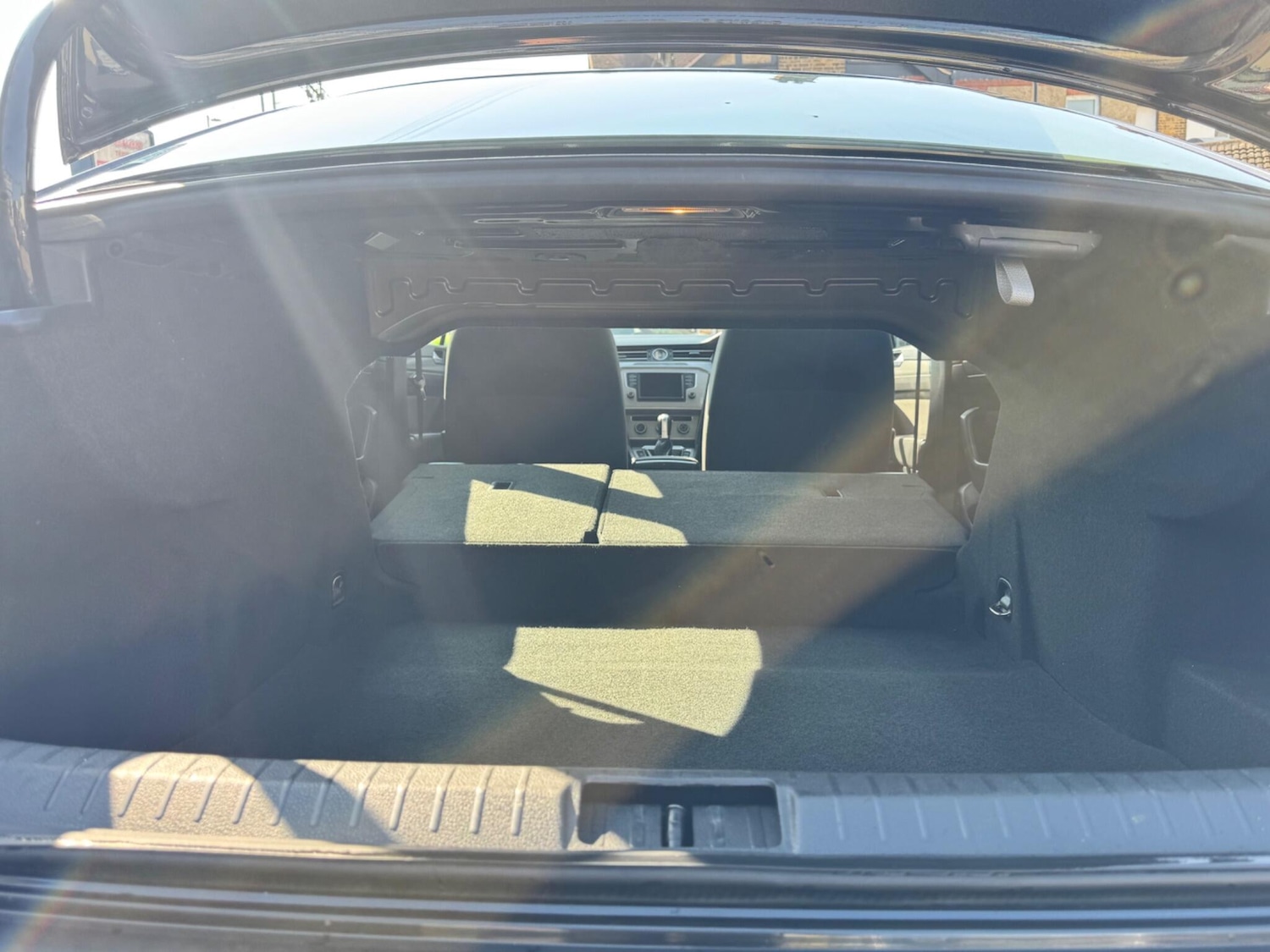 Used Volkswagen Passat 2015 for sale - 77958021: Photo 18