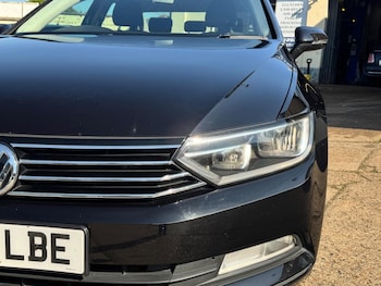 Used Volkswagen Passat 2015 for sale - 77958021: Photo