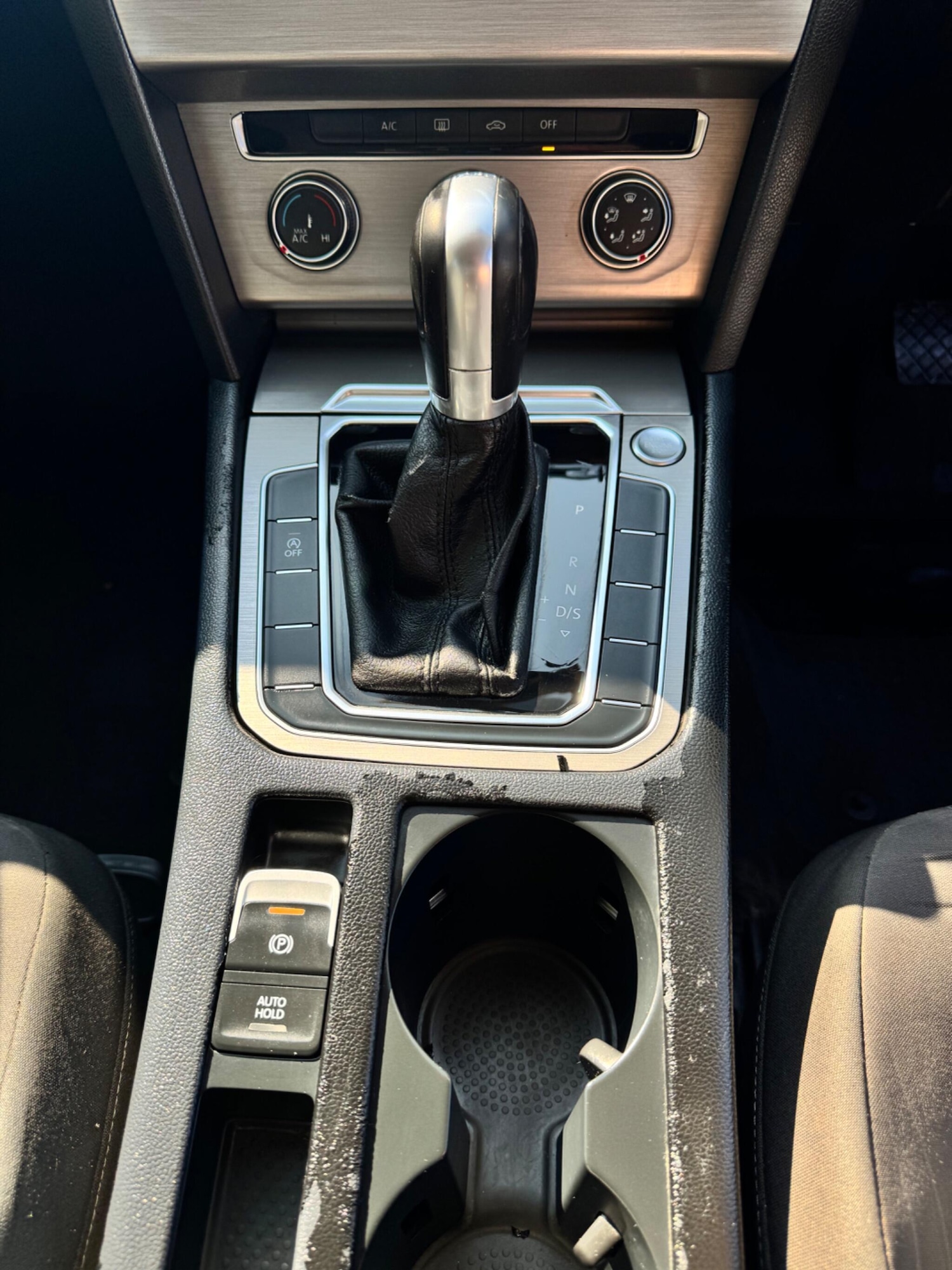 Used Volkswagen Passat 2015 for sale - 77958021: Photo 9