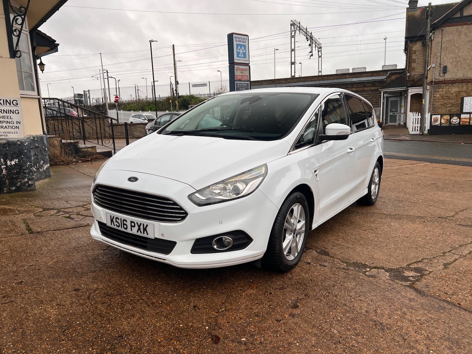 Used Ford S-Max 2016 for sale - 77230570: Photo 3