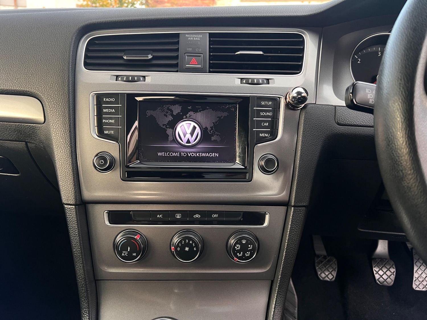 Used Volkswagen Golf 2013 for sale - 76370532: Photo 15