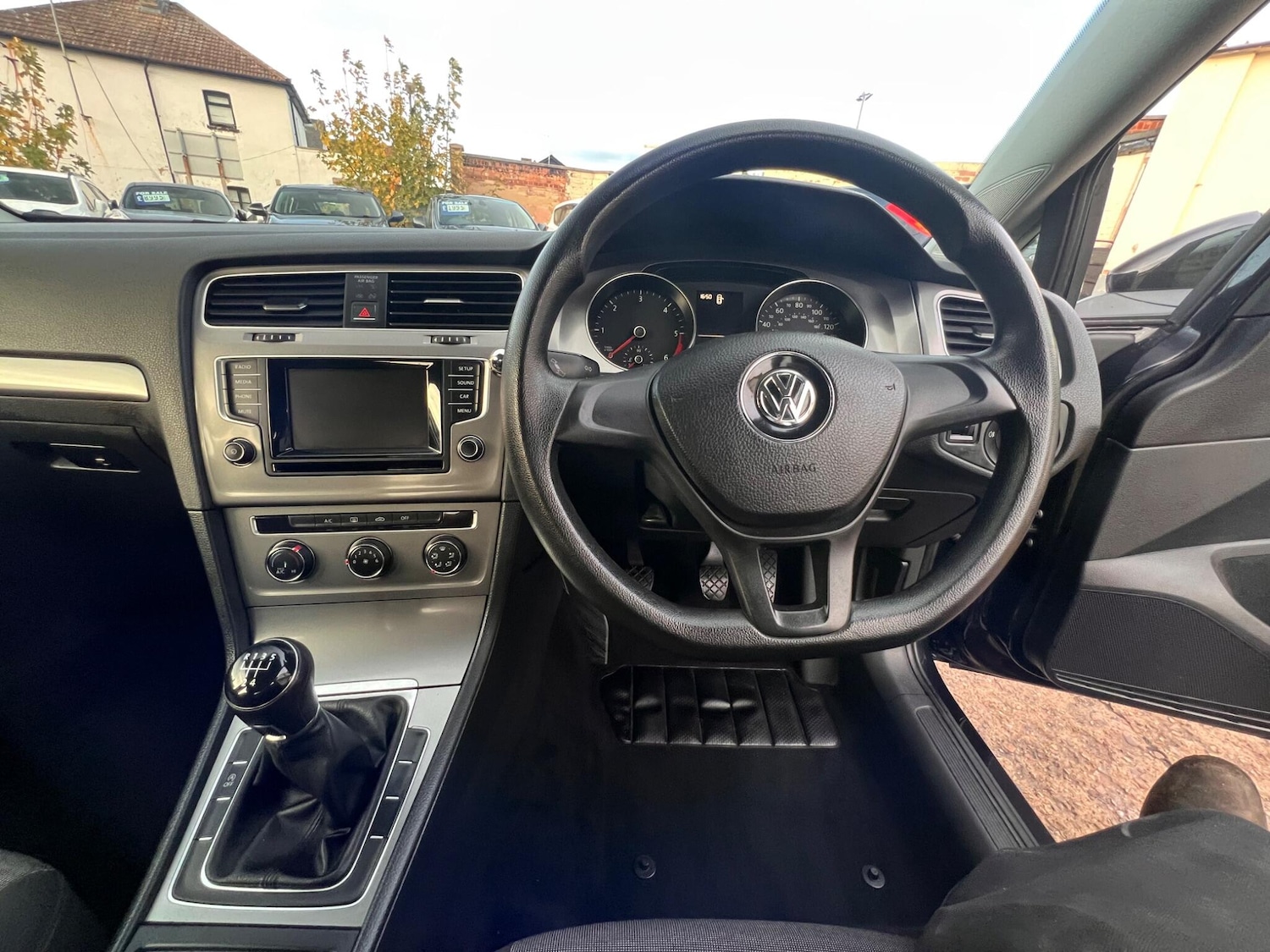 Used Volkswagen Golf 2013 for sale - 76370532: Photo 17