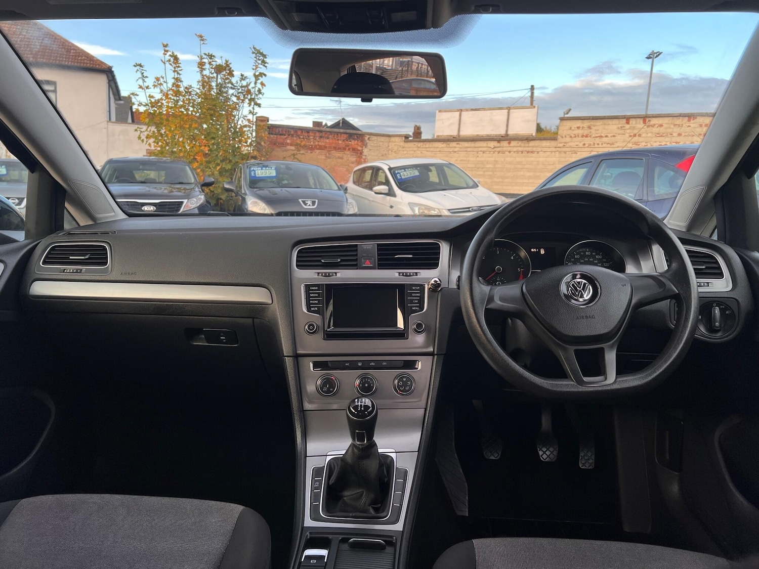 Used Volkswagen Golf 2013 for sale - 76370532: Photo 19