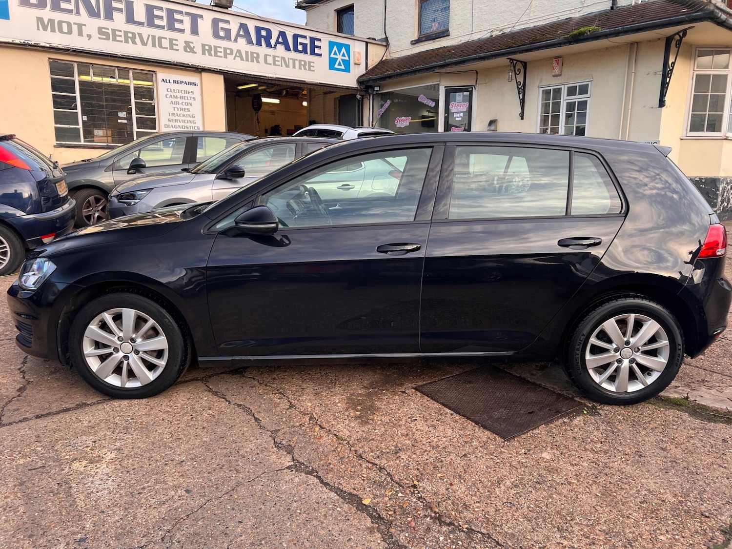 Used Volkswagen Golf 2013 for sale - 76370532: Photo 4