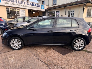 Used Volkswagen Golf 2013 for sale - 76370532: Photo