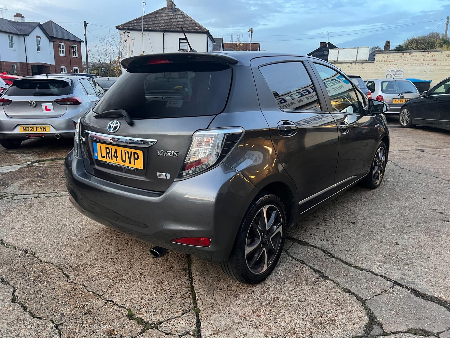 Used Toyota Yaris 2014 for sale - 76550873: Photo 10