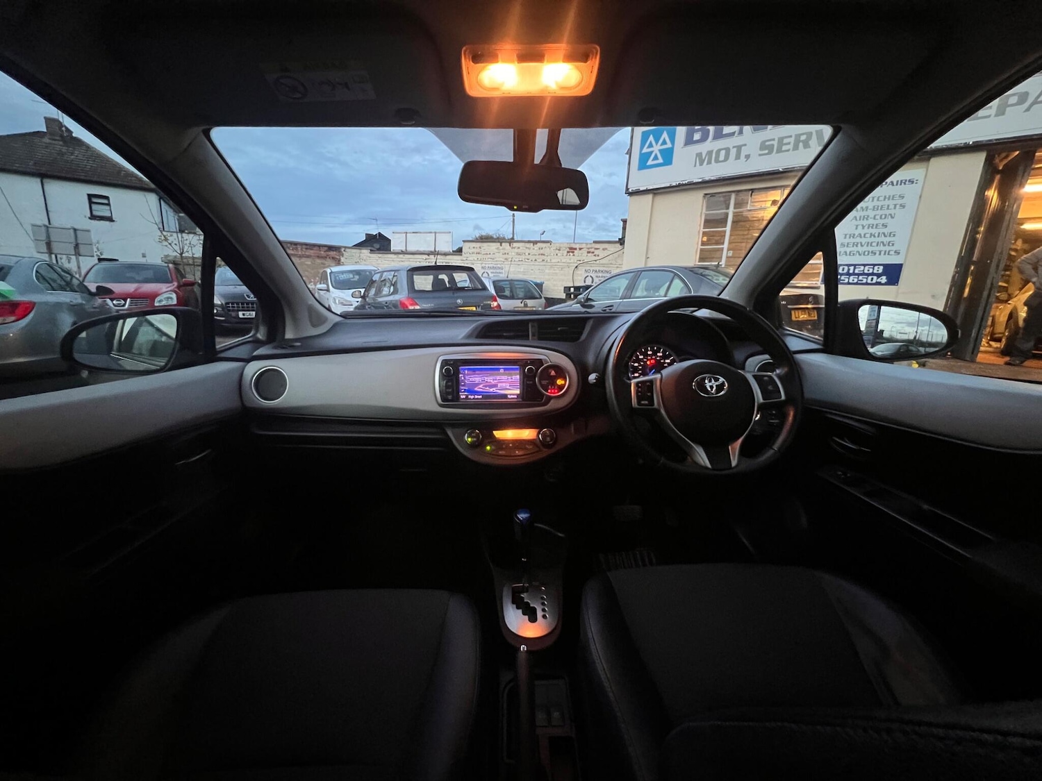 Used Toyota Yaris 2014 for sale - 76550873: Photo 13