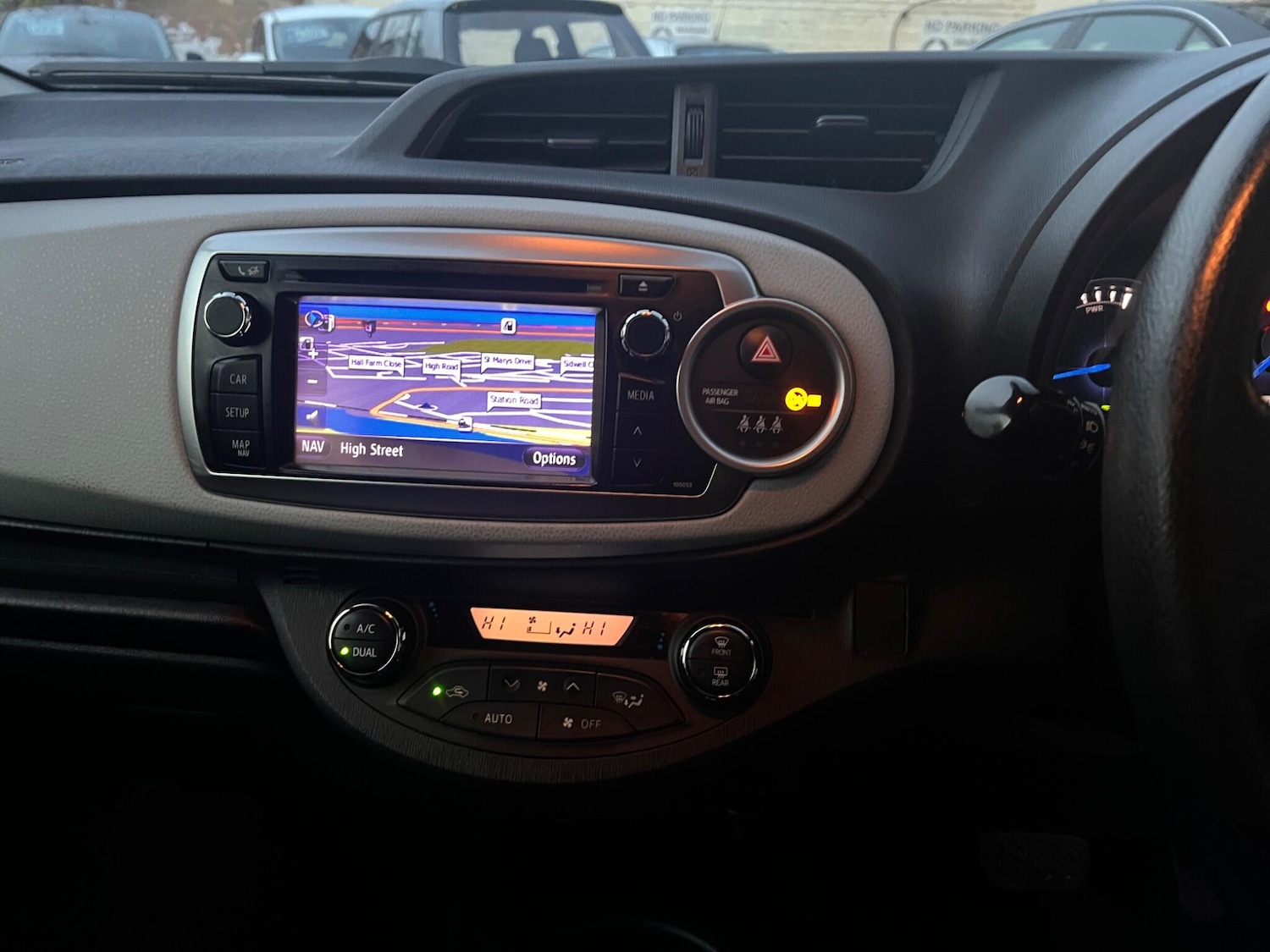 Used Toyota Yaris 2014 for sale - 76550873: Photo 26