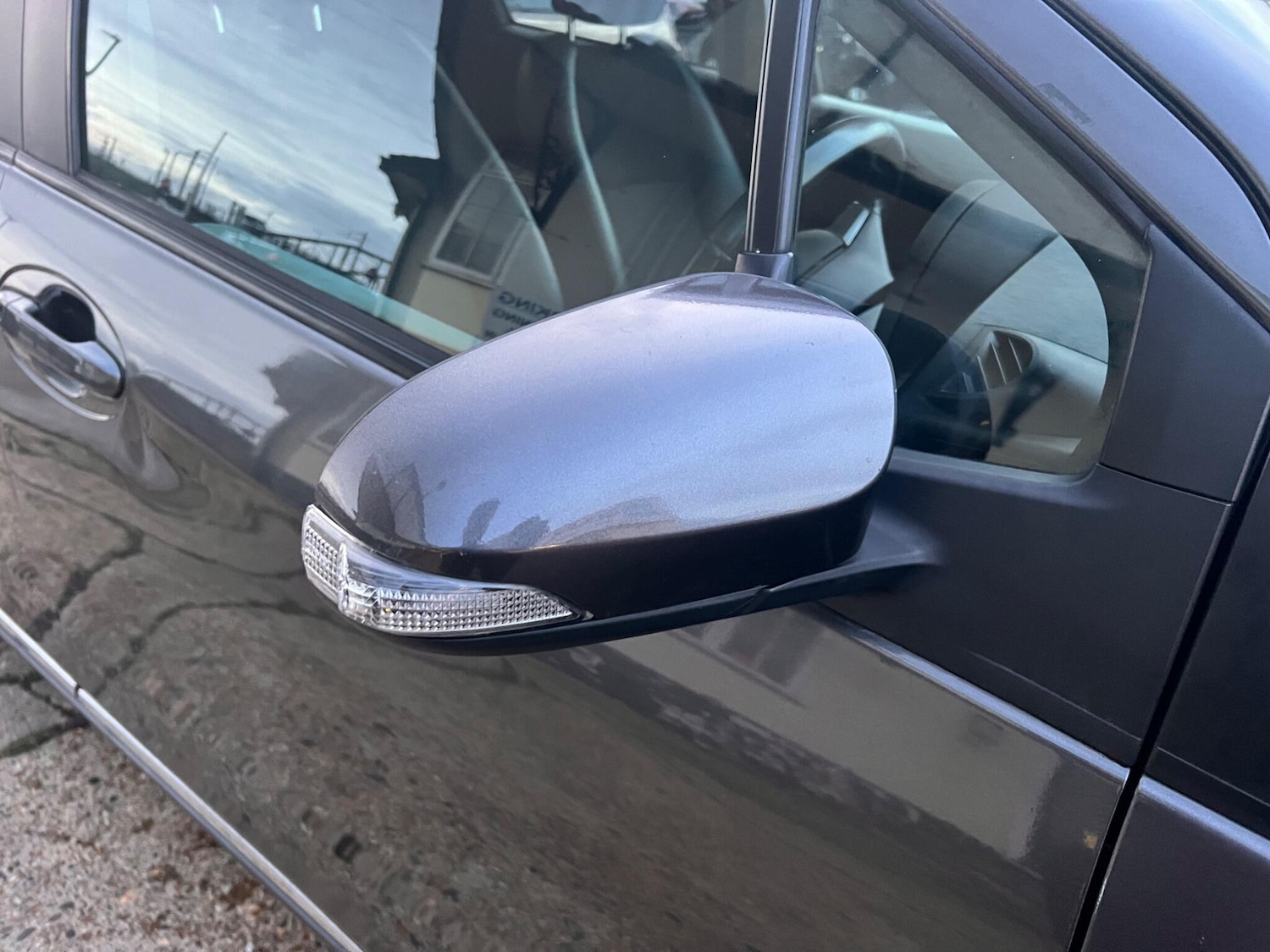 Used Toyota Yaris 2014 for sale - 76550873: Photo 28