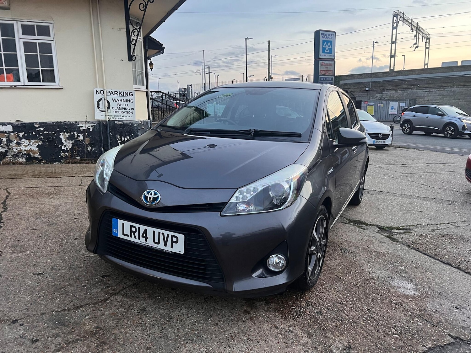 Used Toyota Yaris 2014 for sale - 76550873: Photo 3