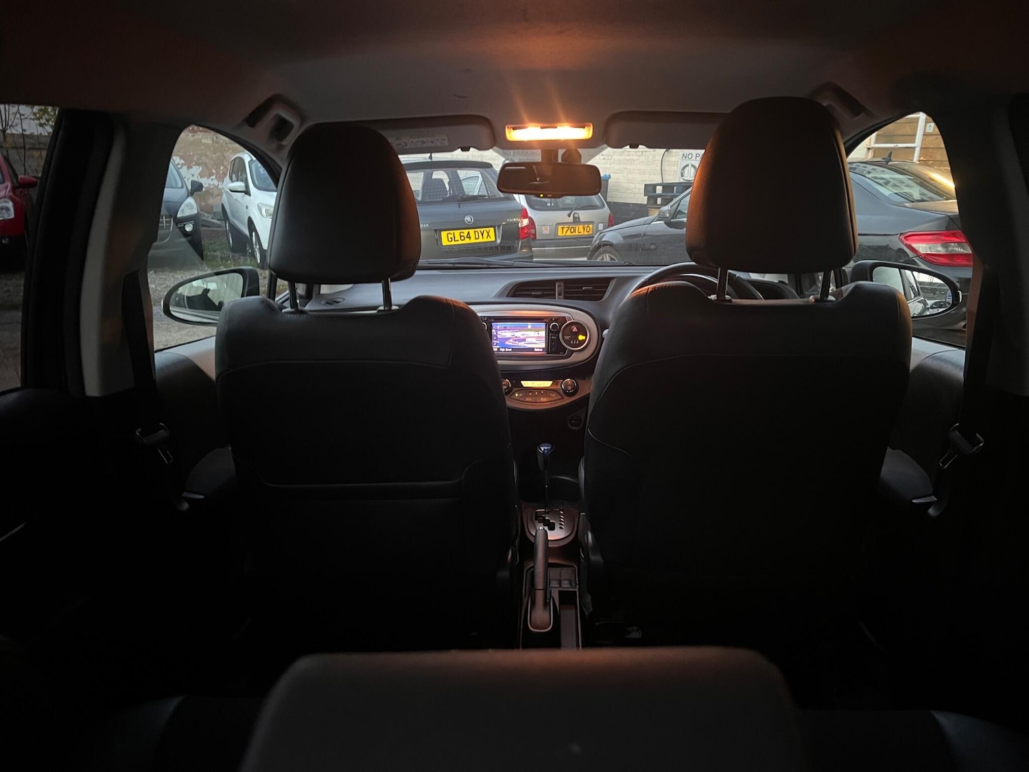 Used Toyota Yaris 2014 for sale - 76550873: Photo 34