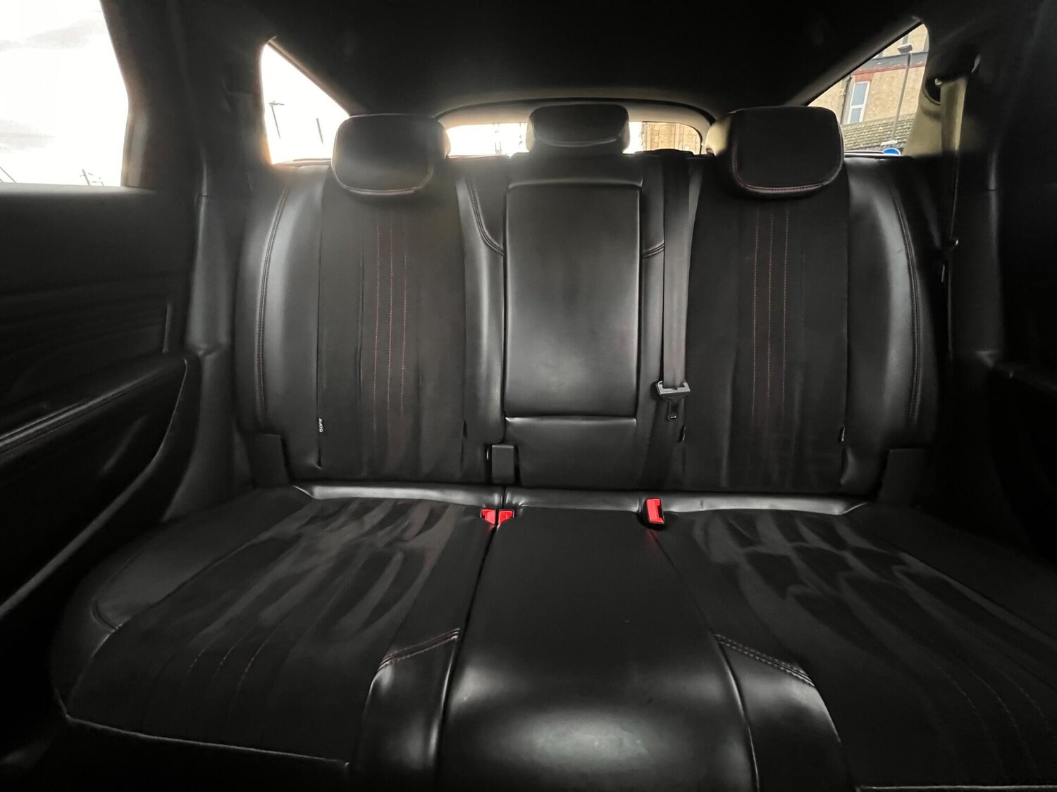 Used Peugeot 308 2015 for sale - 76887330: Photo 17