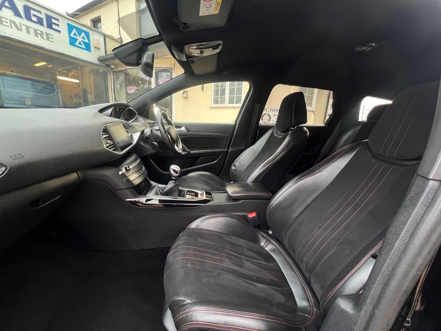 Used Peugeot 308 2015 for sale - 76887330: Photo 32