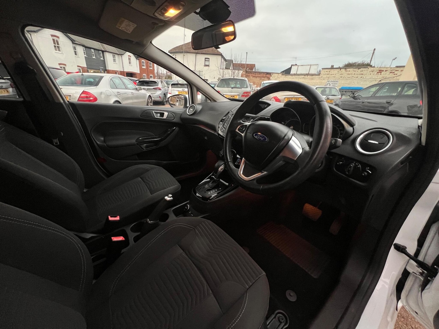 Used Ford Fiesta 2014 for sale - 76952948: Photo 14