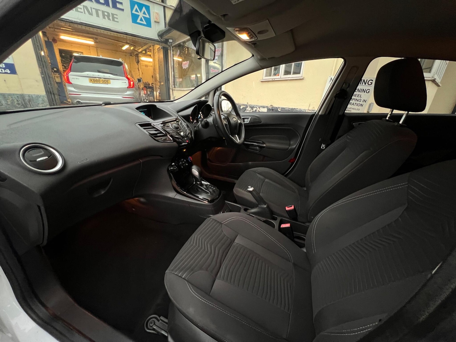 Used Ford Fiesta 2014 for sale - 76952948: Photo 24