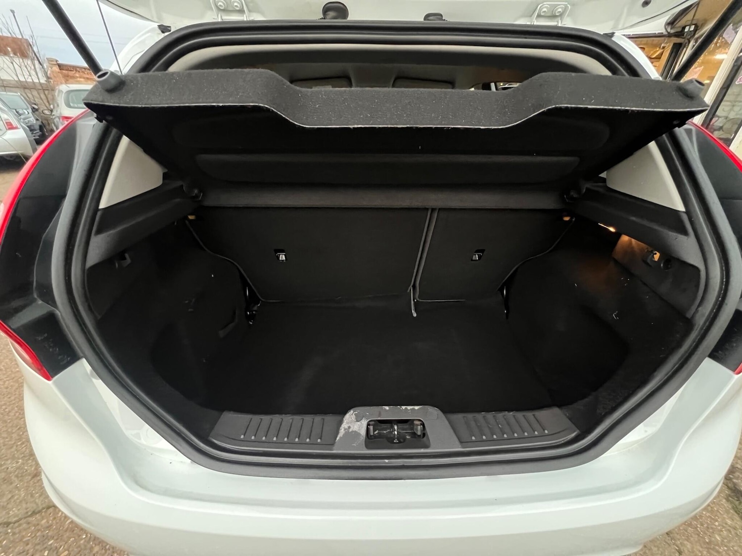 Used Ford Fiesta 2014 for sale - 76952948: Photo 26