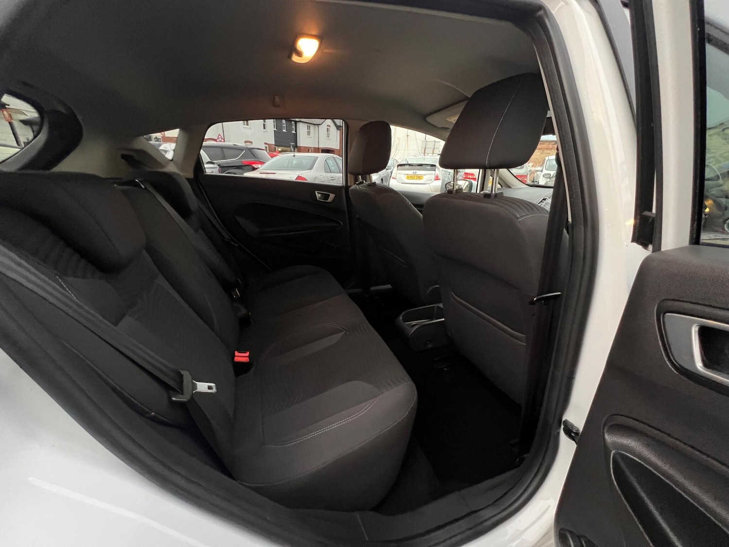 Used Ford Fiesta 2014 for sale - 76952948: Photo 27