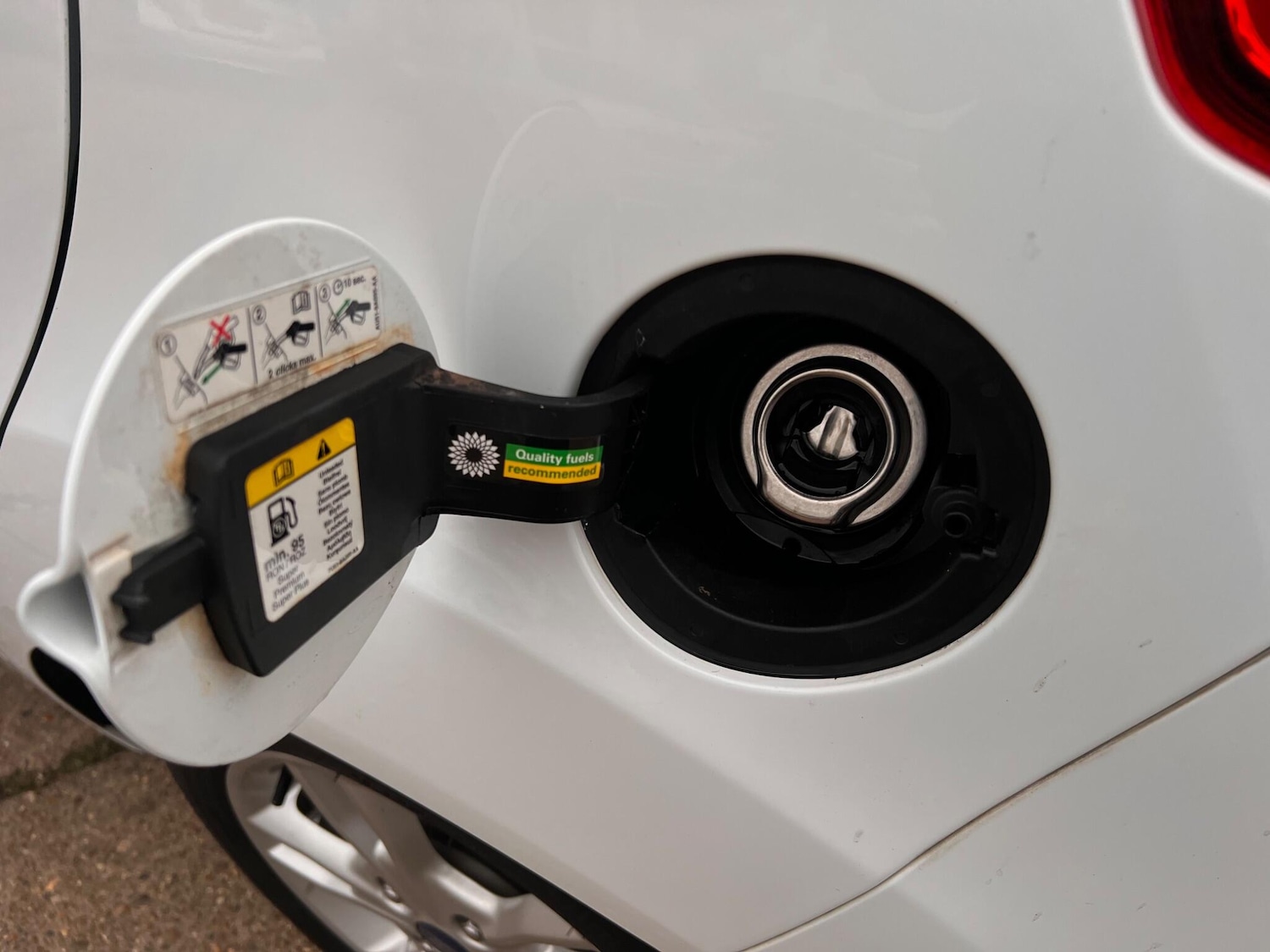 Used Ford Fiesta 2014 for sale - 76952948: Photo 5