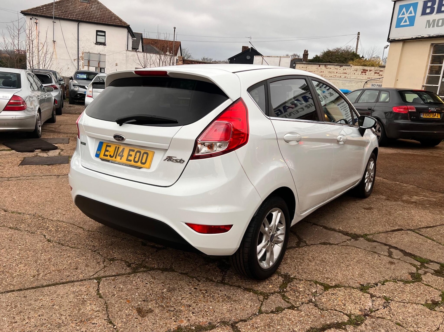 Used Ford Fiesta 2014 for sale - 76952948: Photo 8