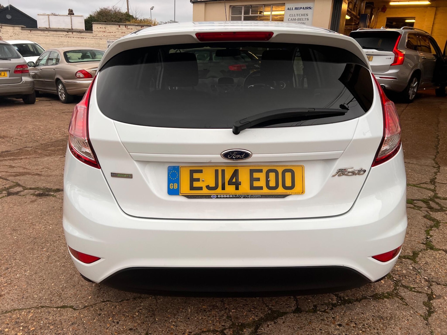 Used Ford Fiesta 2014 for sale - 76952948: Photo 9