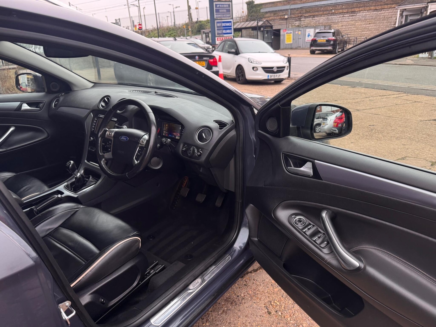 Used Ford Mondeo 2014 for sale - 77330716: Photo 11