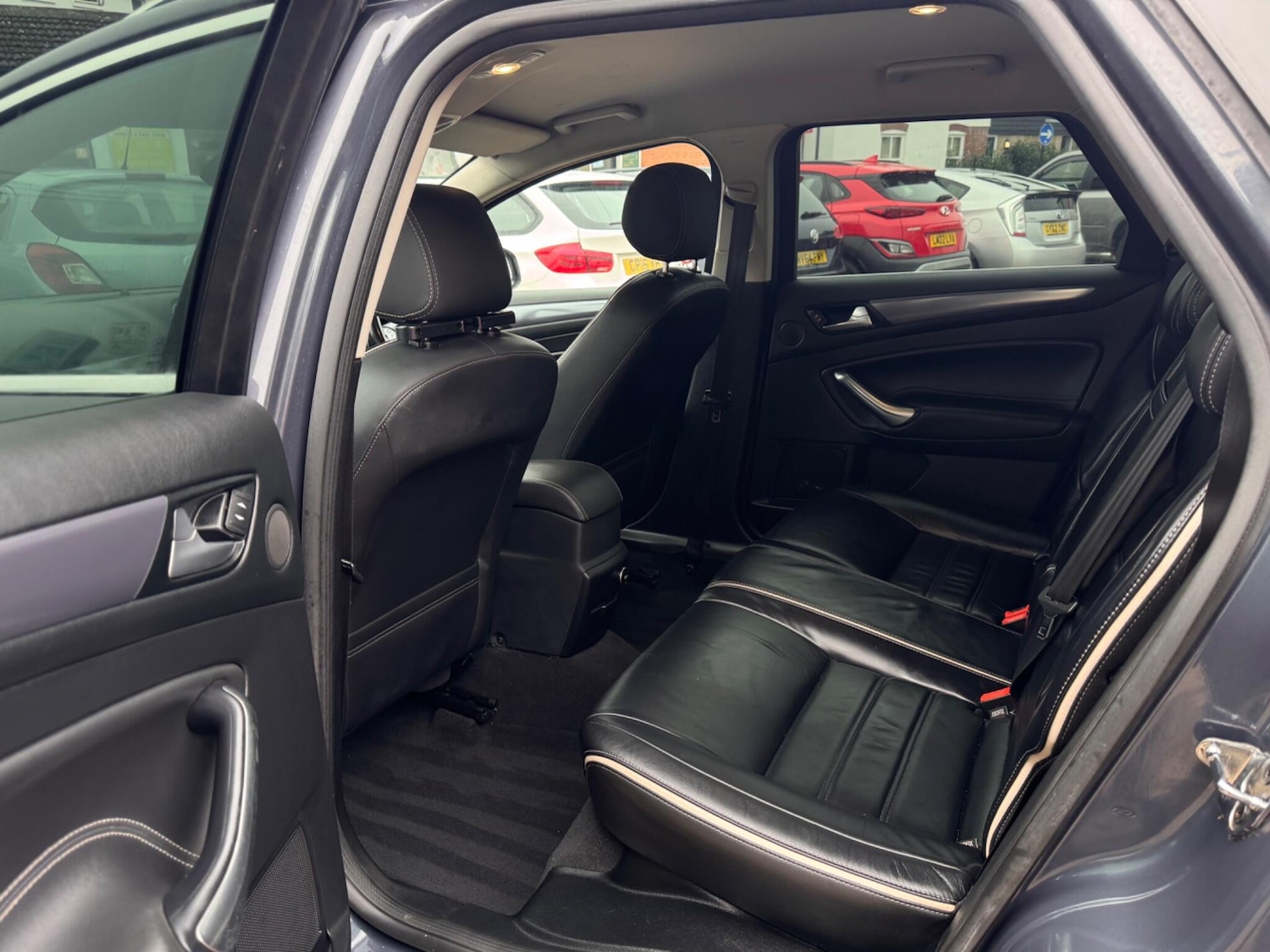 Used Ford Mondeo 2014 for sale - 77330716: Photo 20