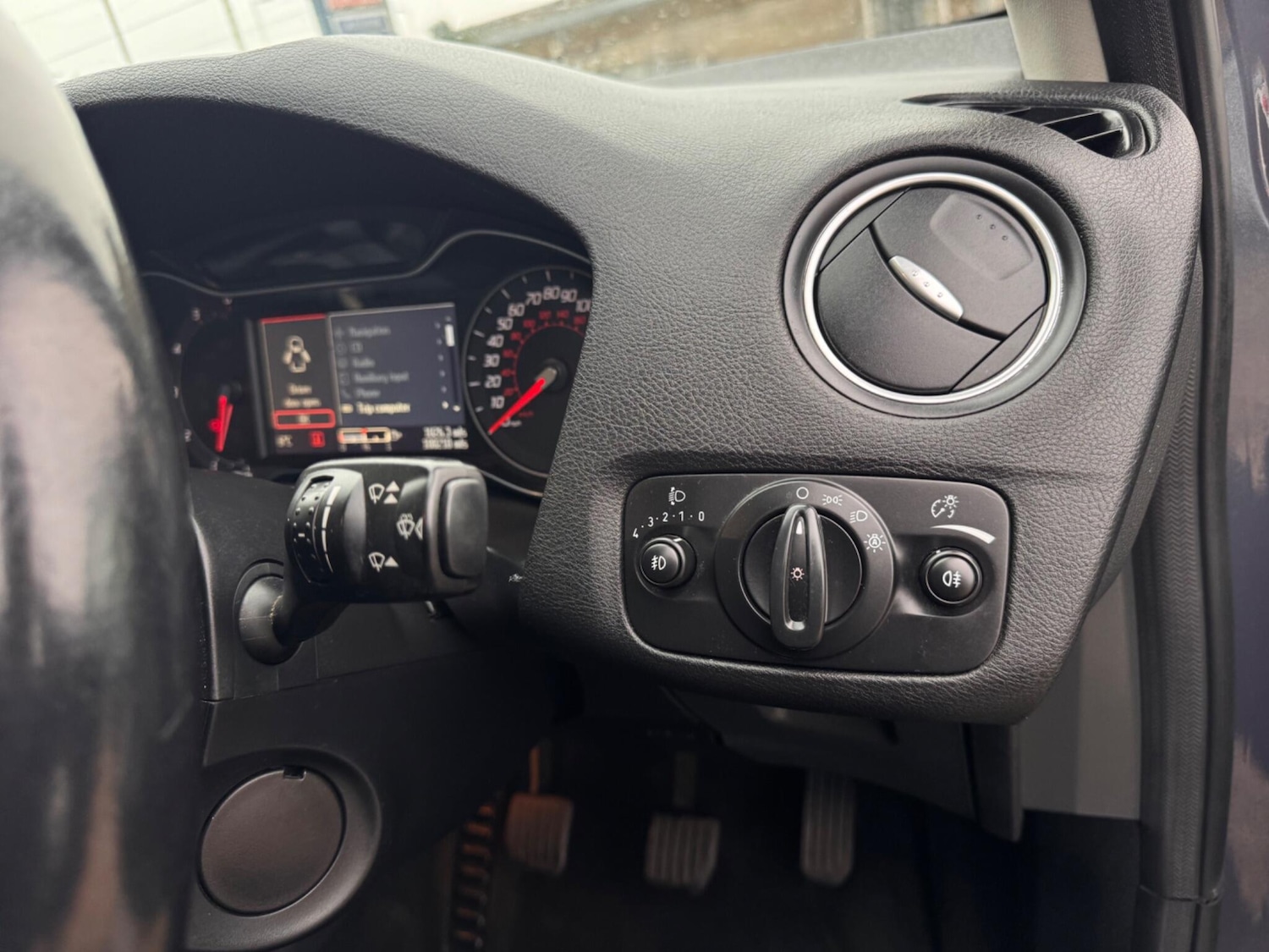 Used Ford Mondeo 2014 for sale - 77330716: Photo 21