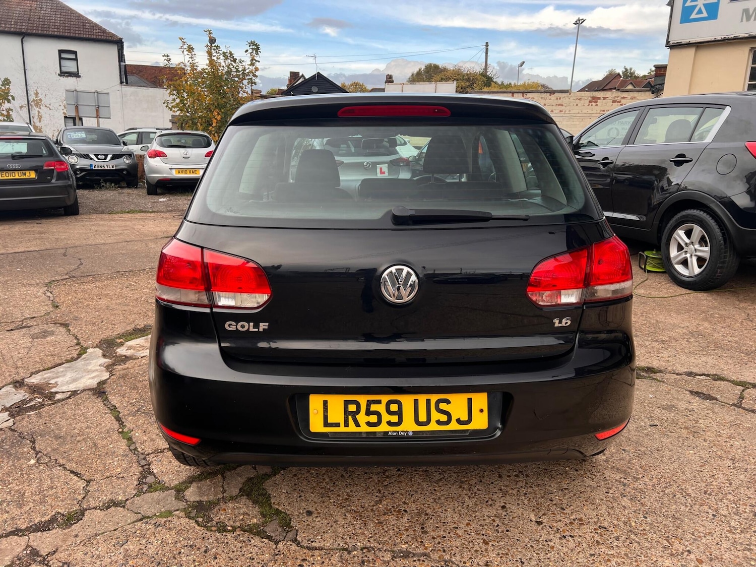 Used Volkswagen Golf 2009 for sale - 76349653: Photo 8