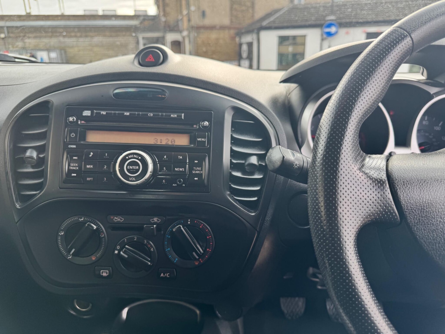 Used Nissan Juke 2012 for sale - 78072316: Photo 34