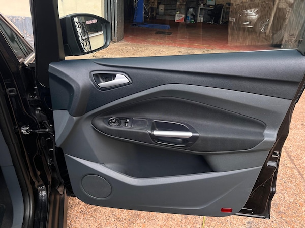 Used Ford C-Max 2014 for sale - 75448870: Photo 17