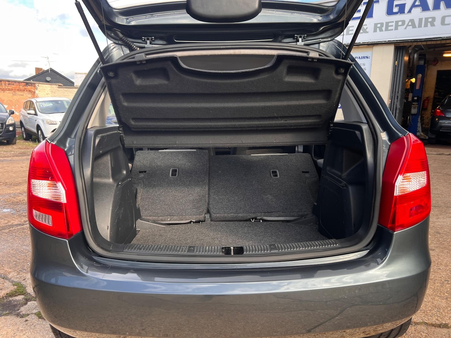 Used Skoda Fabia 2014 for sale - 76388929: Photo 24