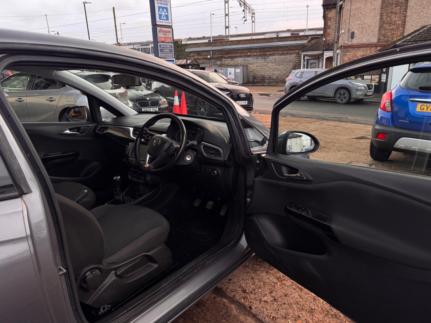 Used Vauxhall Corsa 2016 for sale - 77396561: Photo 11