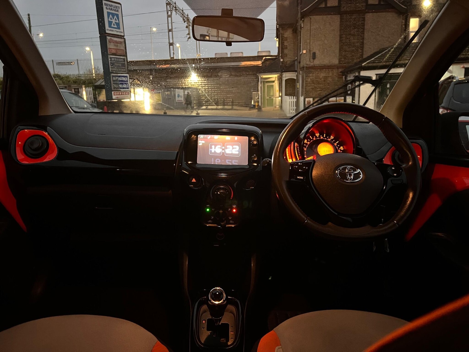 Used Toyota AYGO 2014 for sale - 77074711: Photo 10