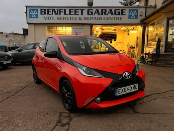 (64) - 1.0 VVT-i x-cite x-shift Euro 5 5dr Euro 5