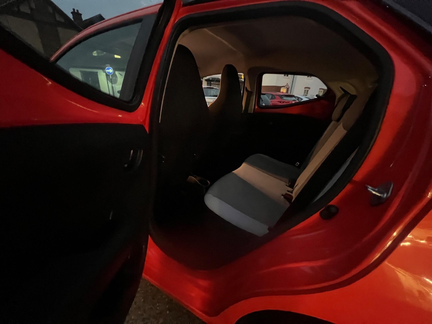 Used Toyota AYGO 2014 for sale - 77074711: Photo 29