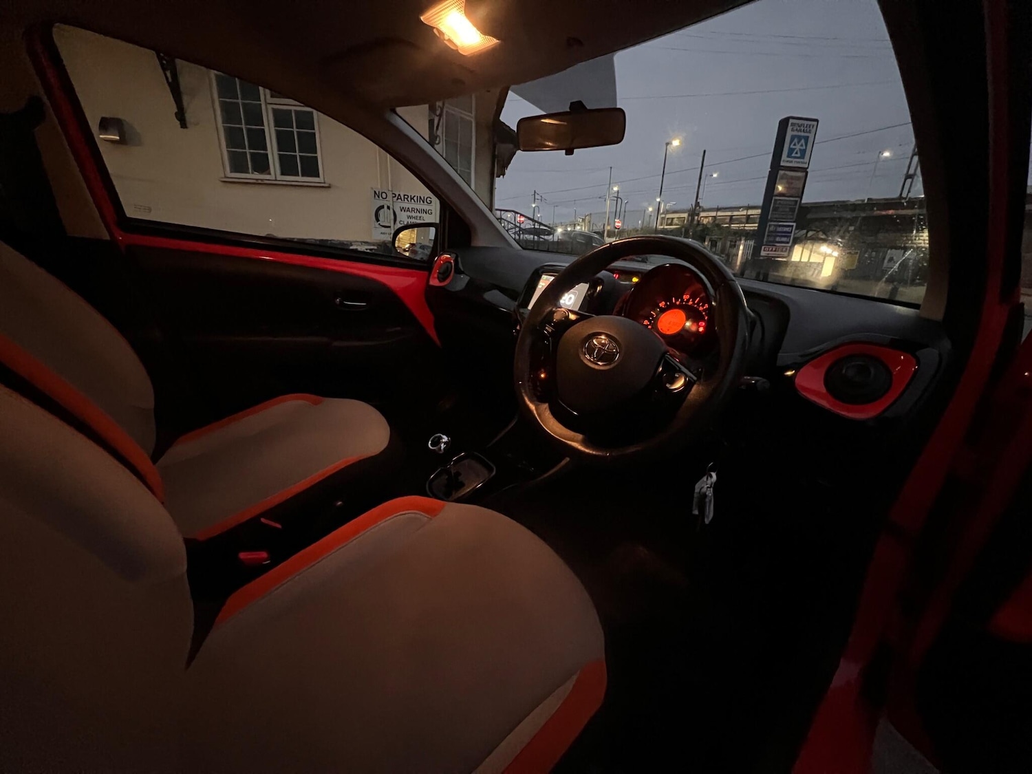 Used Toyota AYGO 2014 for sale - 77074711: Photo 9