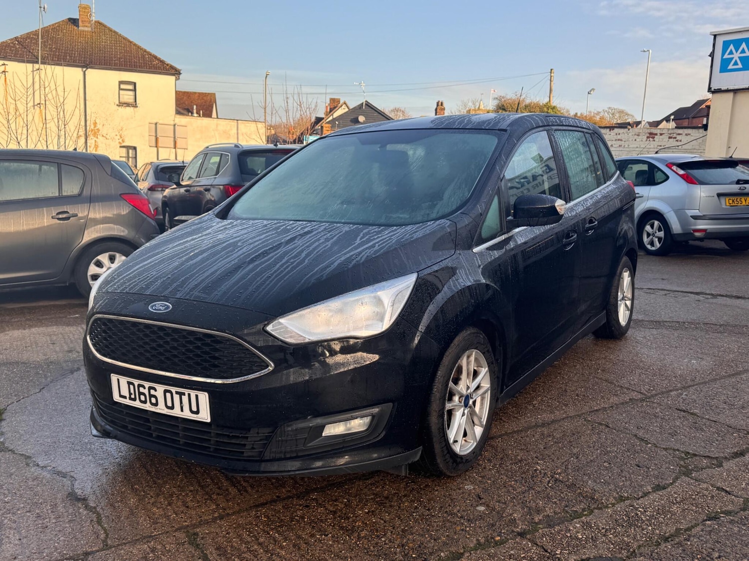 Used Ford Grand C-Max 2016 for sale - 77538610: Photo 3