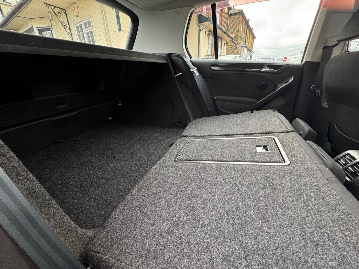 Used Volkswagen Golf 2023 for sale - 78203868: Photo 23