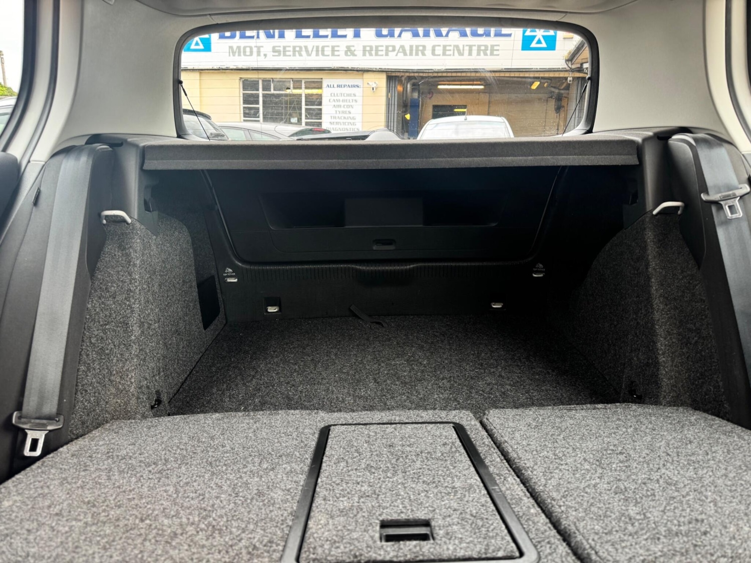 Used Volkswagen Golf 2023 for sale - 78203868: Photo 31