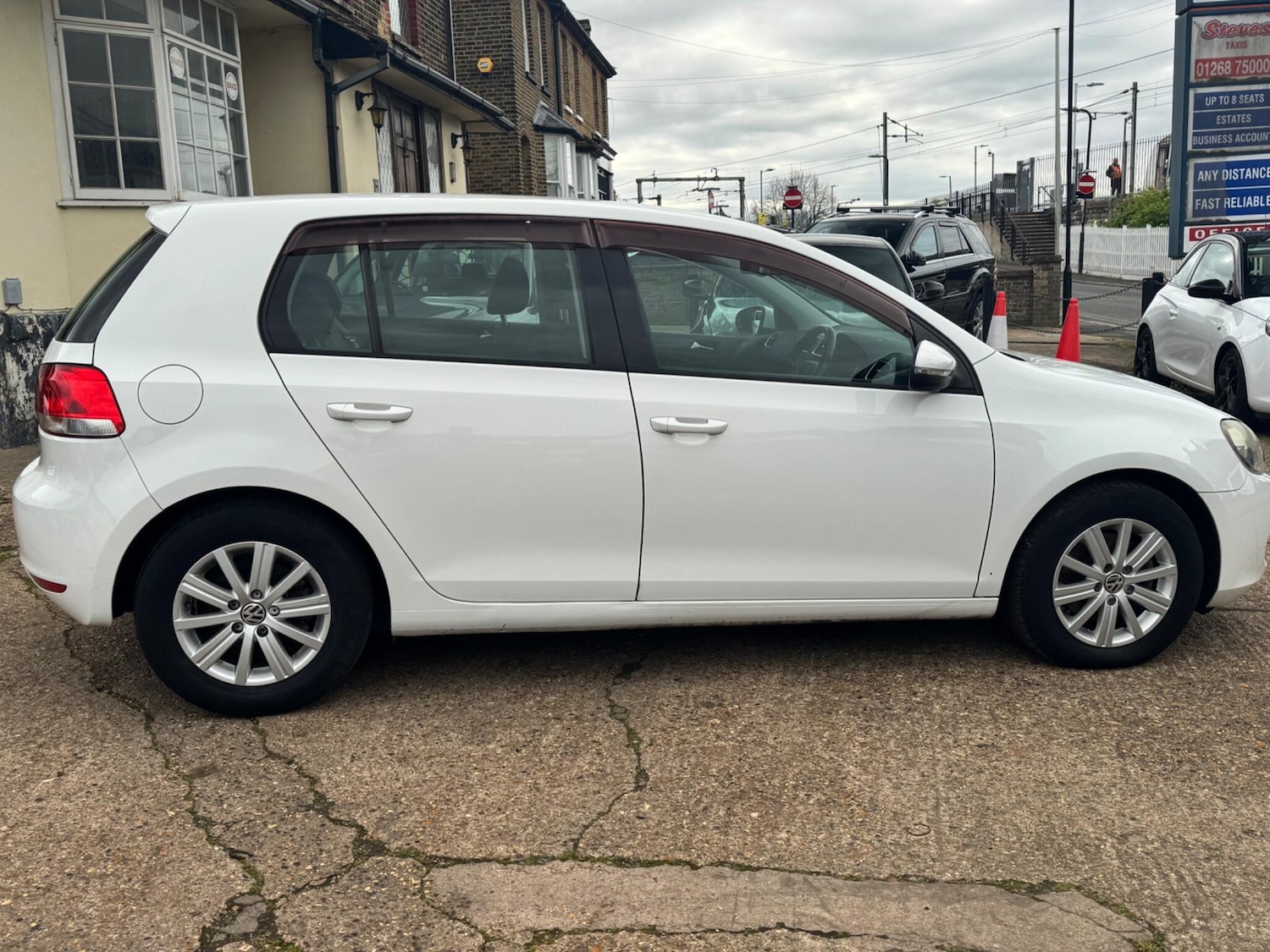 Used Volkswagen Golf 2023 for sale - 78203868: Photo 8