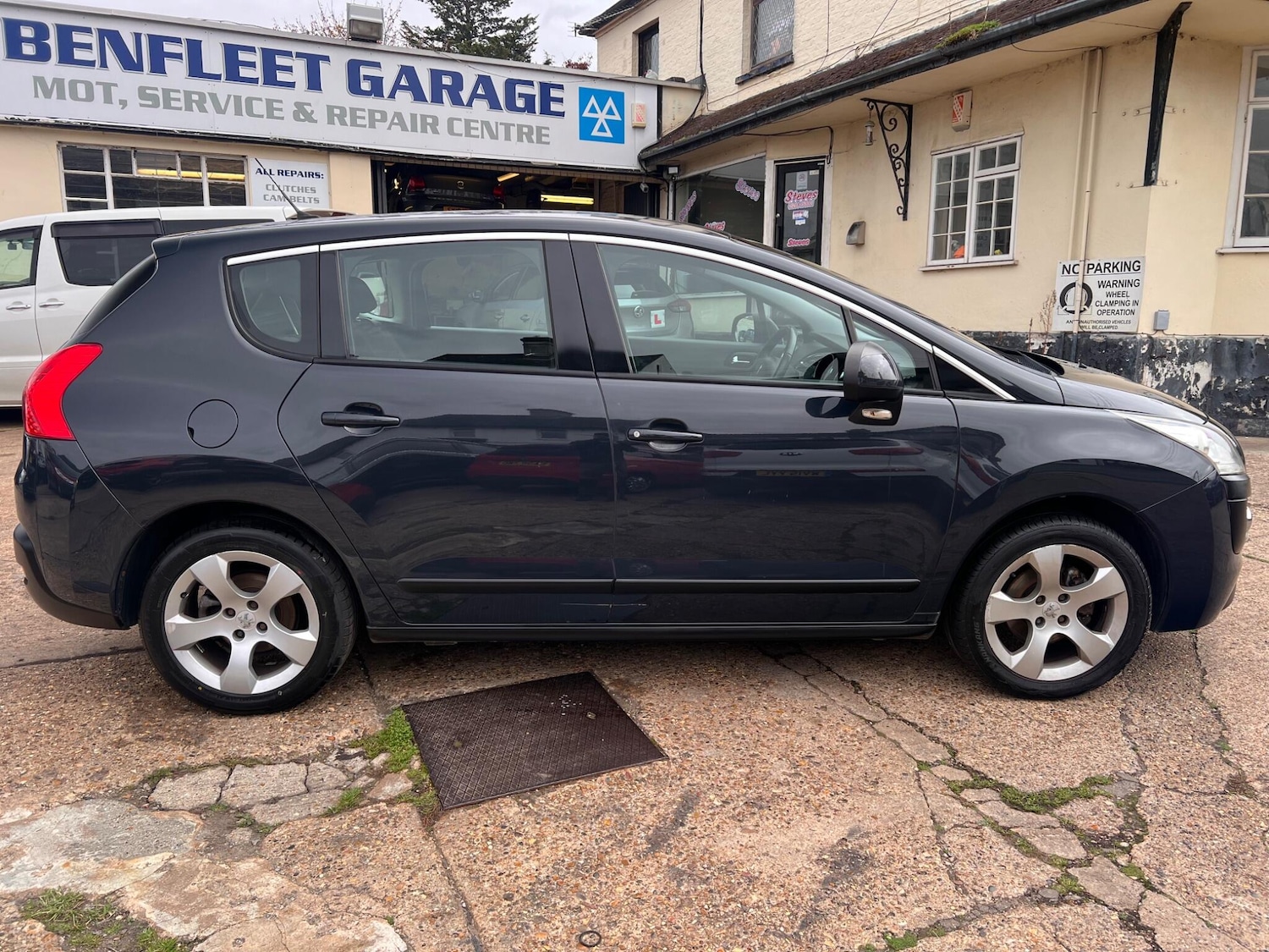 Used Peugeot 3008 2012 for sale - 76306622: Photo 8