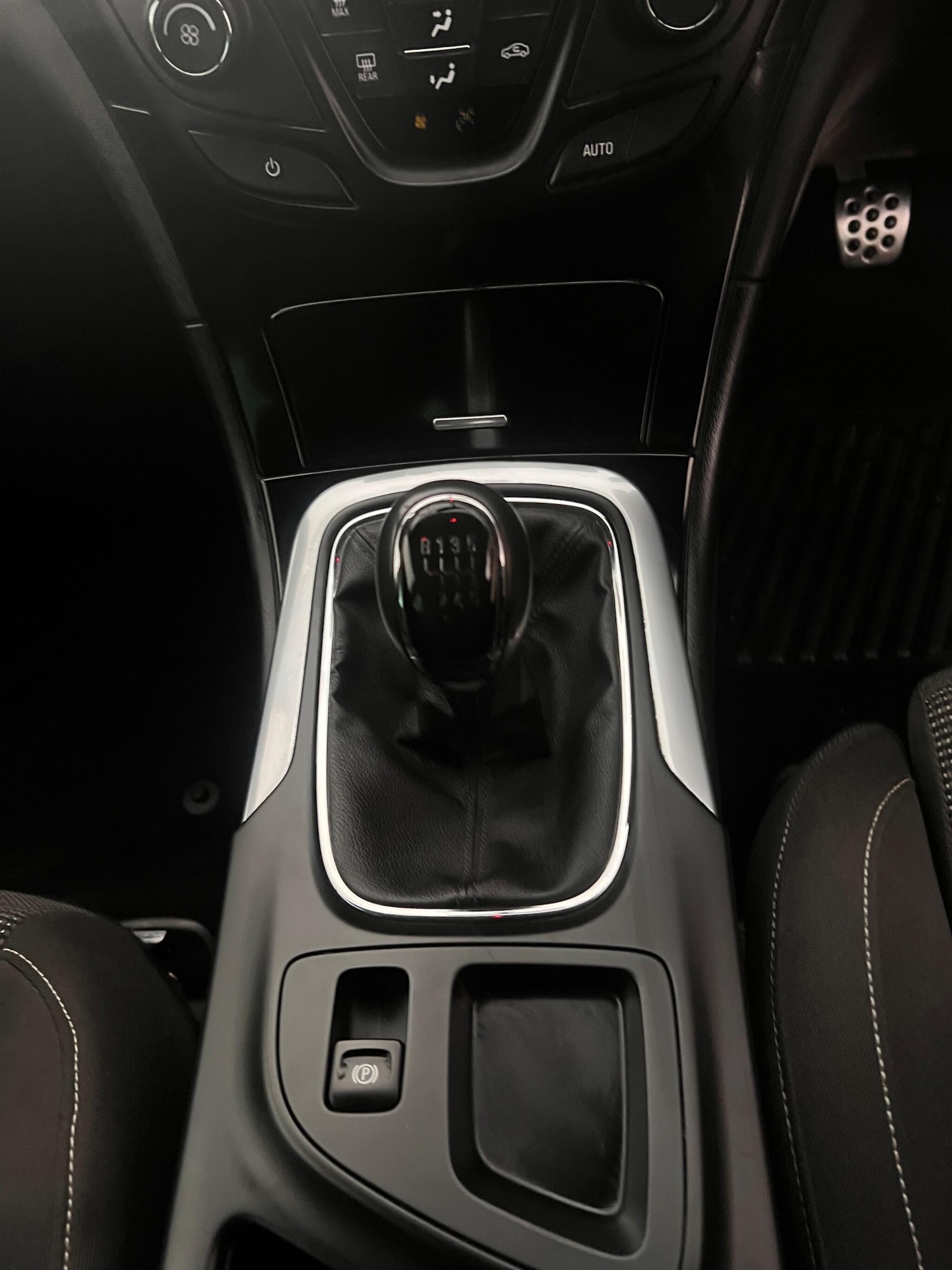 Used Vauxhall Insignia 2016 for sale - 76409299: Photo 10