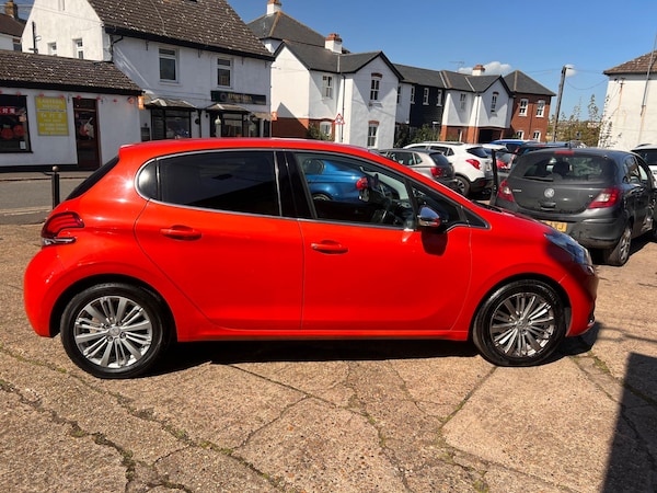 Used Peugeot 208 2016 for sale - 74433887: Photo 7