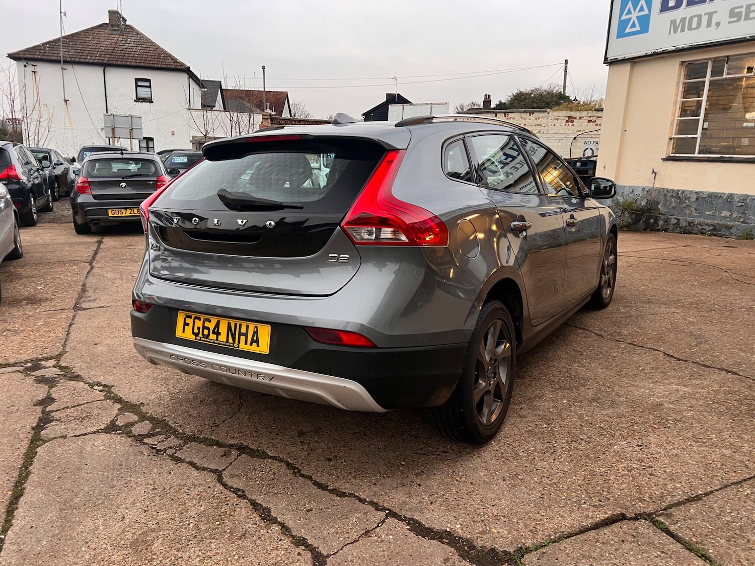 Used Volvo V40 2014 for sale - 77050039: Photo 10