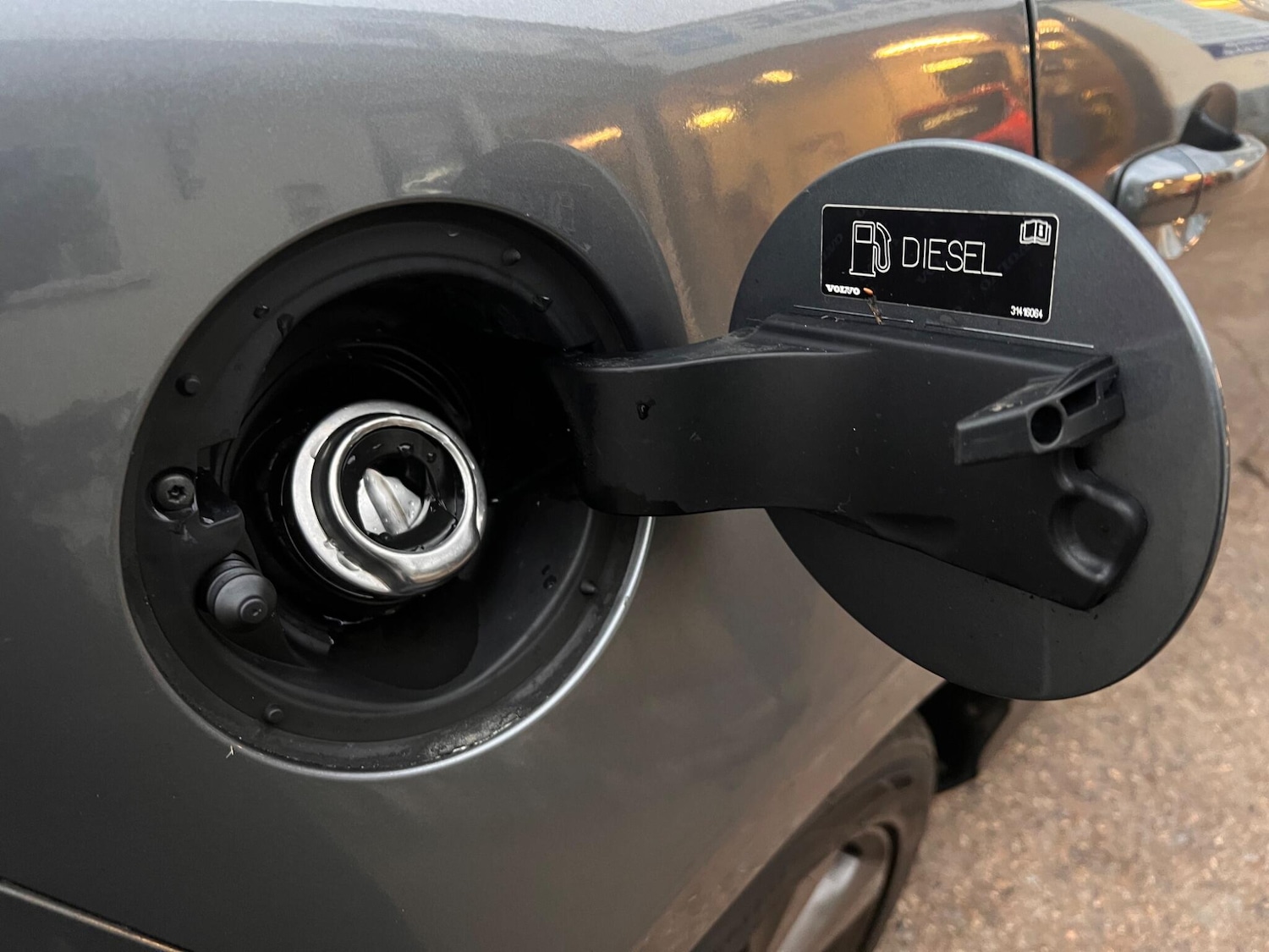 Used Volvo V40 2014 for sale - 77050039: Photo 21